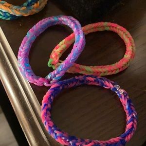 Mood loom bracelets